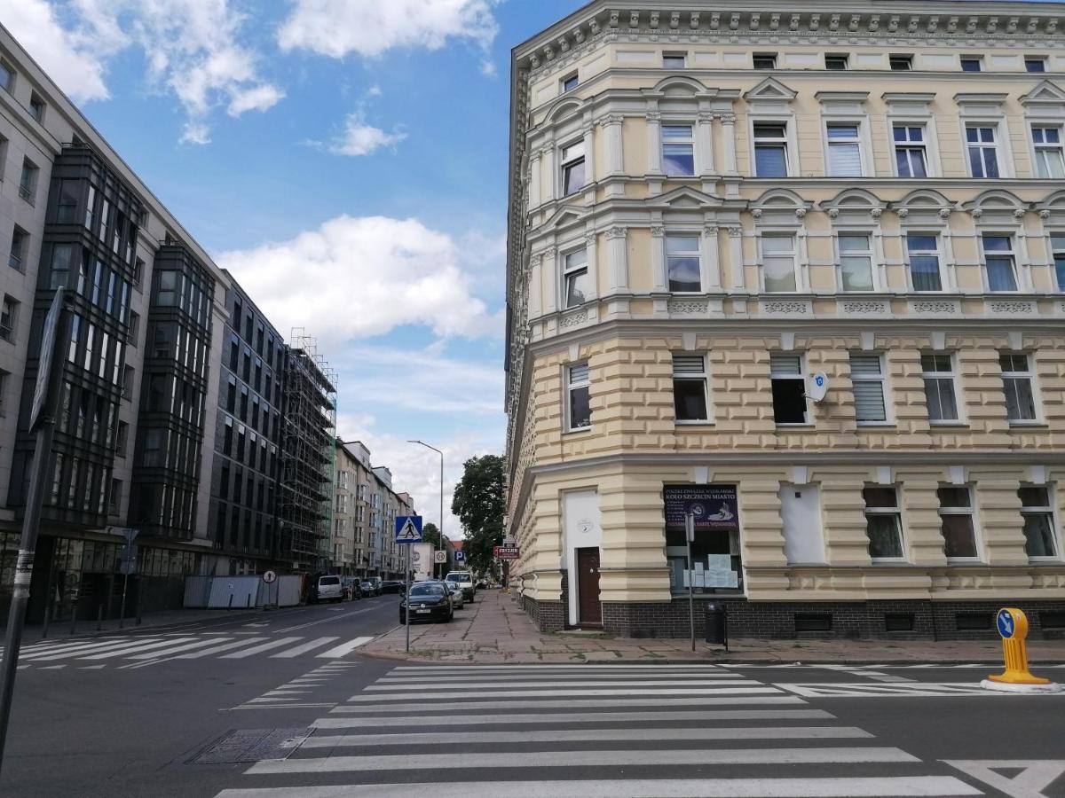 Hostel Tulip - Pokój 7 ze wspólną łazienką i kuchnią Szczecin Zewnętrze zdjęcie